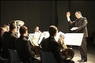Maestro Luca Benucci conducts the Brass Dimension Ensemble